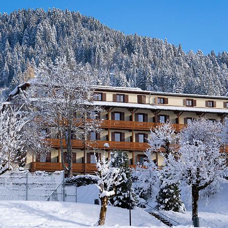 Villars Lodge エクステリア 写真